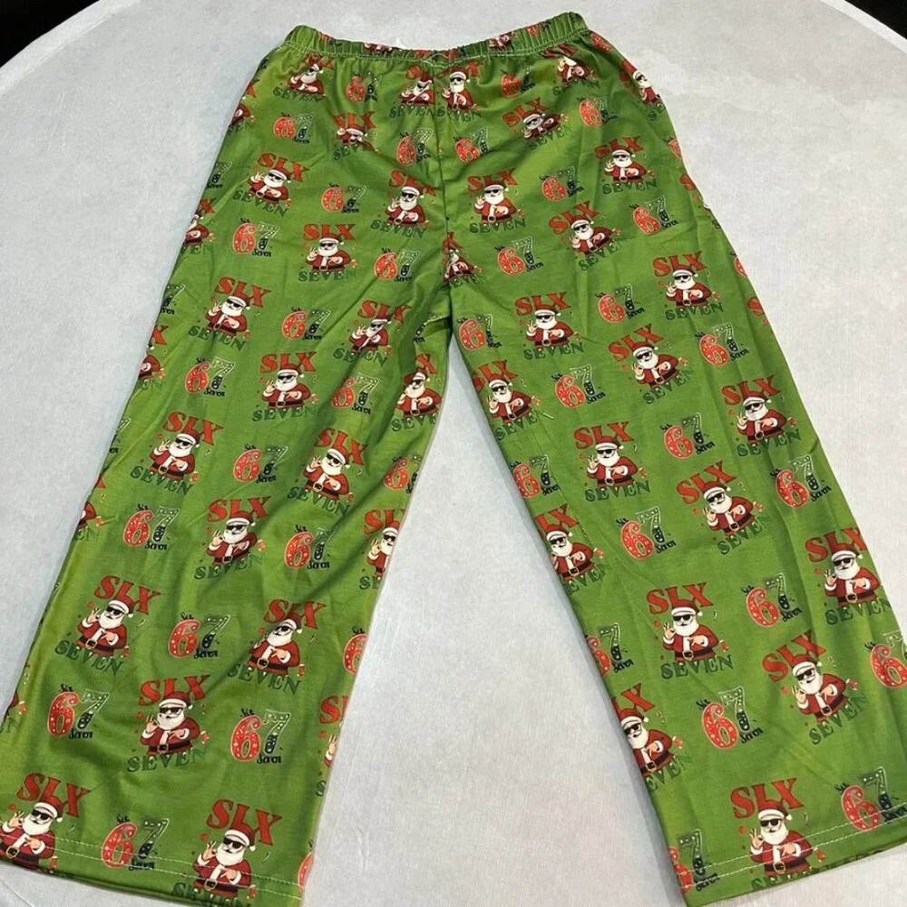 3/$20 Bundle 🌈 Boys Santa Christmas Pajama Pants “Six Seven” Green 8 NWOT